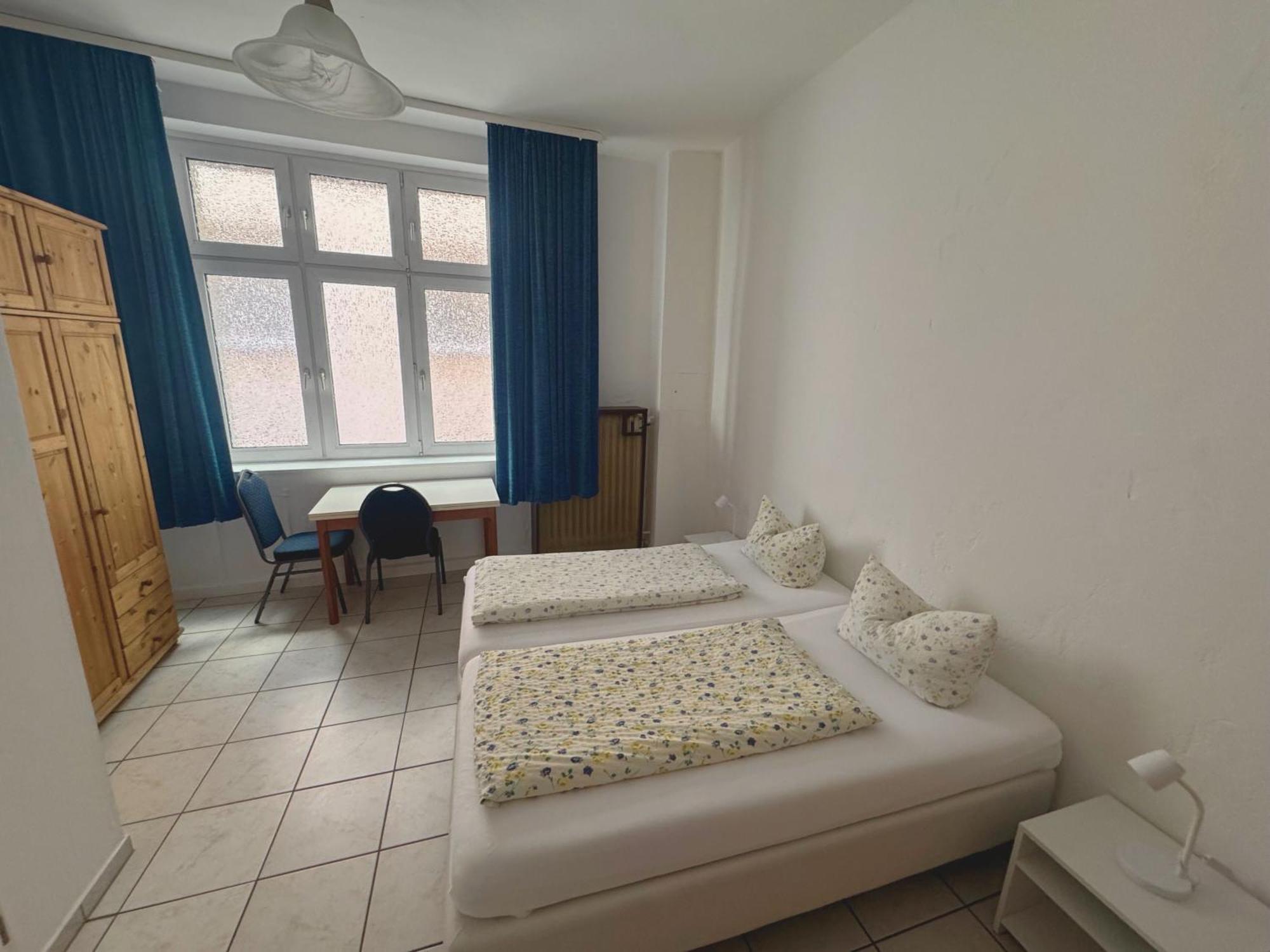 Hostel Heinzelmaennchen Кёльн Экстерьер фото