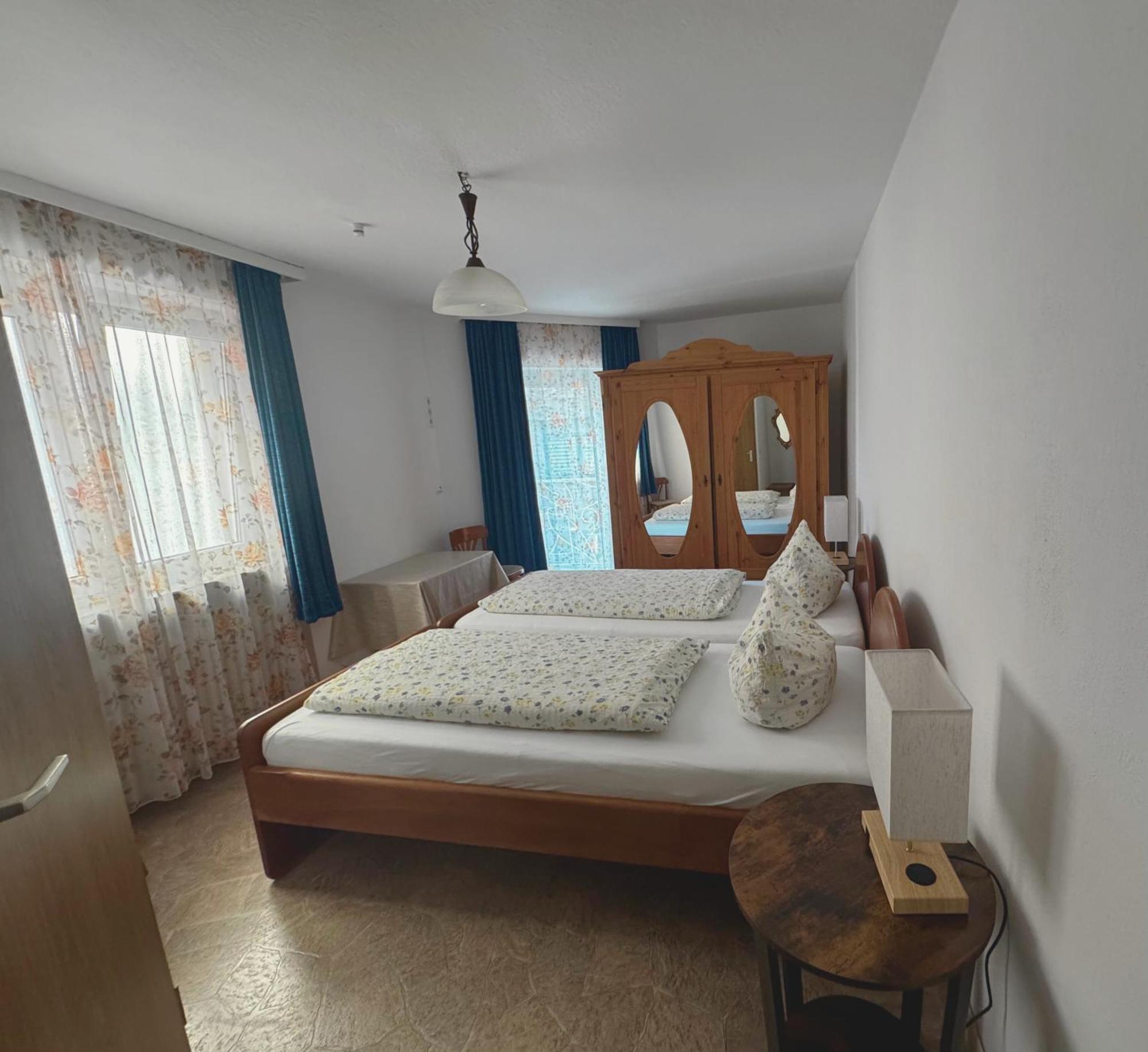 Hostel Heinzelmaennchen Кёльн Экстерьер фото